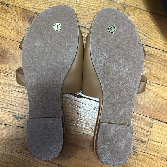 Comfy sandal made from the Philippines - Picture 2 of 2